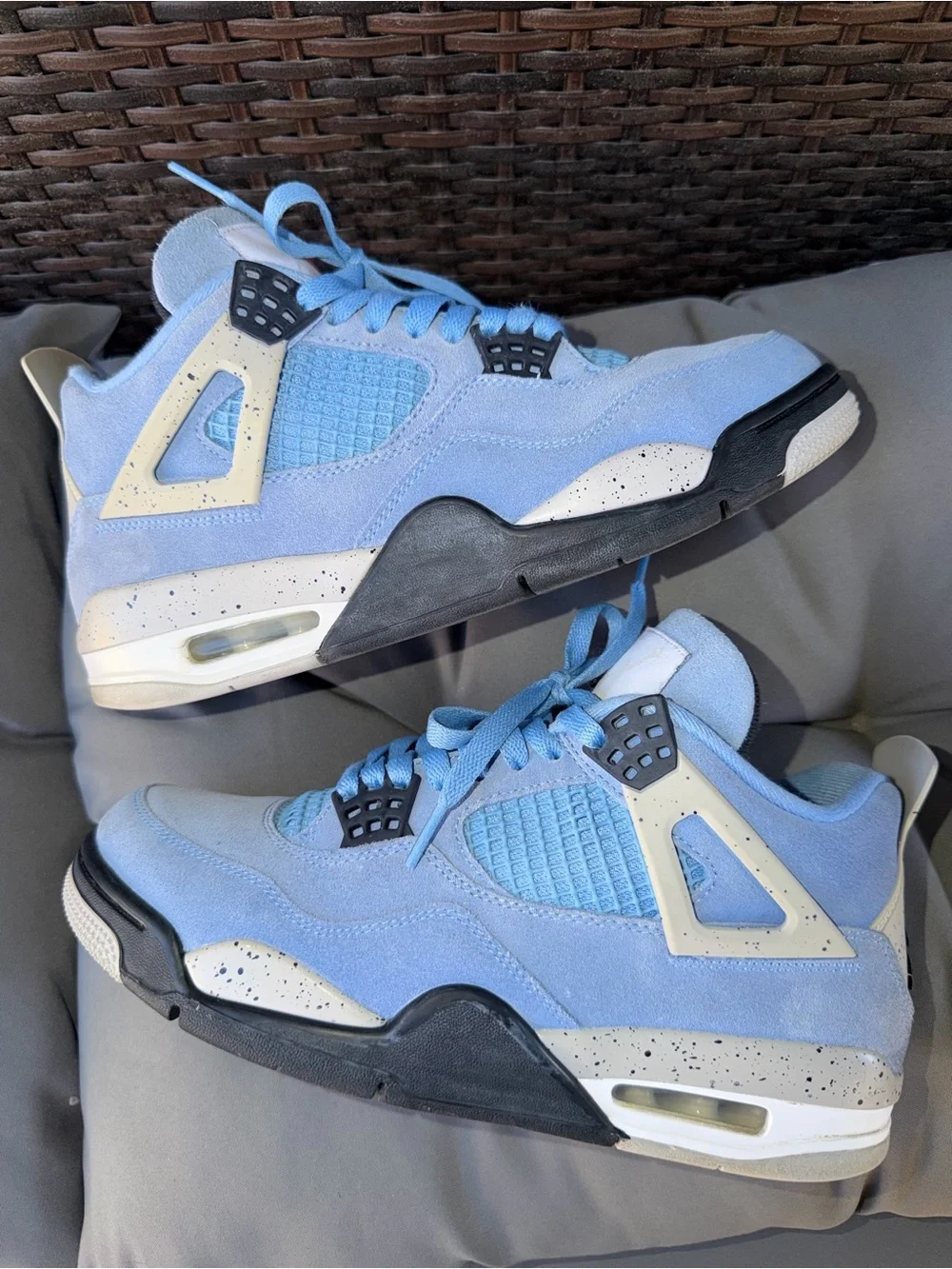 Jordan 4 Retro ‘University Blue’ Size 8M